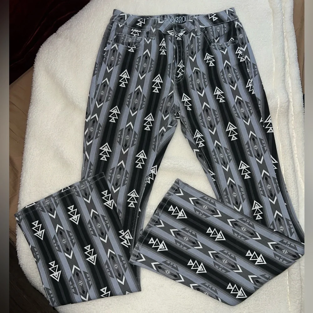 Rock & Roll Cowgirl Black and Gray Patterned Flare Jeans - Picture 1 of 4
